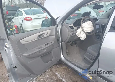 2015 Chevrolet Traverse Ls from USA, damaged, VIN 1GNKRFKD1FJ249595